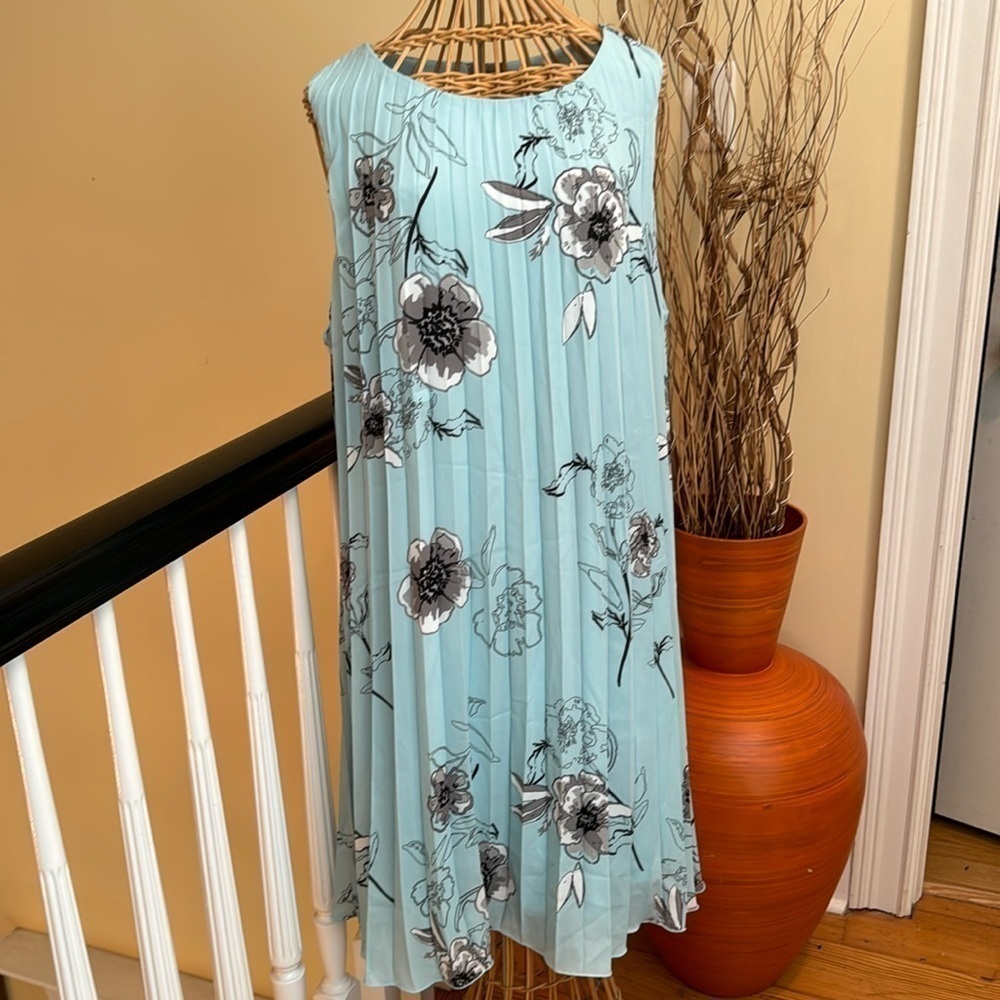 Fair Lady Nwt Blue Dress With Gray White Black Flowers